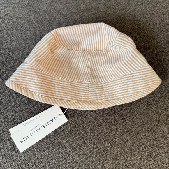 Janie and Jack Beige Striped Baby Boy Bucket Hat Palm Embroidered 0-3M NWT - Picture 4 of 6